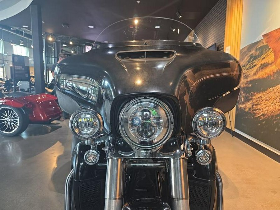 2014 Harley-Davidson® FLHTCUTG - Tri Glide® Ultra