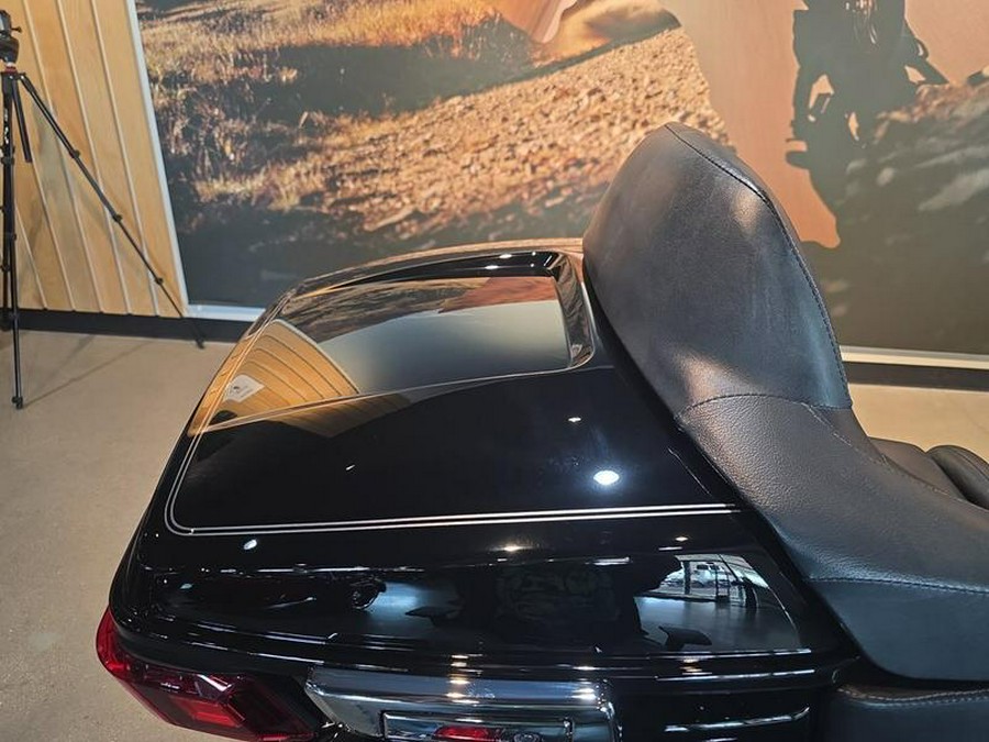 2014 Harley-Davidson® FLHTCUTG - Tri Glide® Ultra