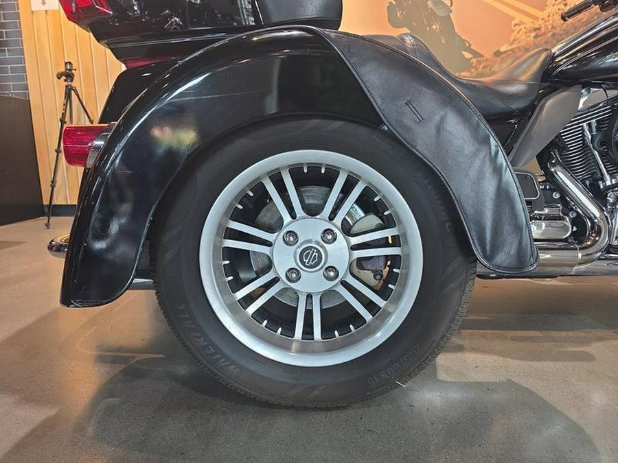 2014 Harley-Davidson® FLHTCUTG - Tri Glide® Ultra