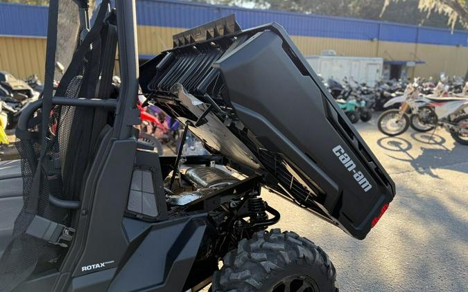 2026 Can-Am® Defender MAX DPS HD10