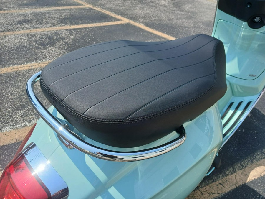 2025 Vespa Primavera 150