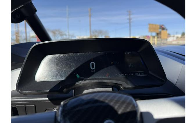 2023 Segway Powersports VILLIAN SX10 X