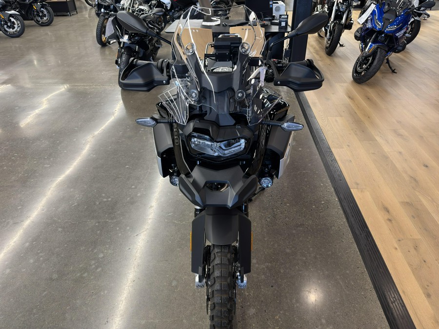 2025 BMW F 900 GS Adventure - BLACK STORM METALLIC