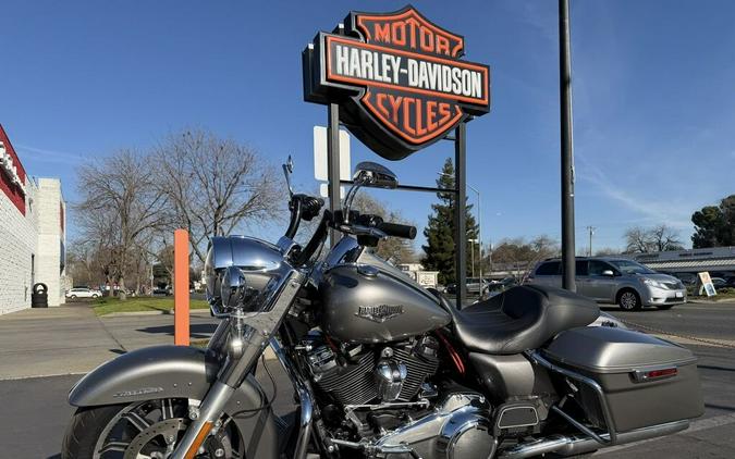 2017 Harley-Davidson® Road King®