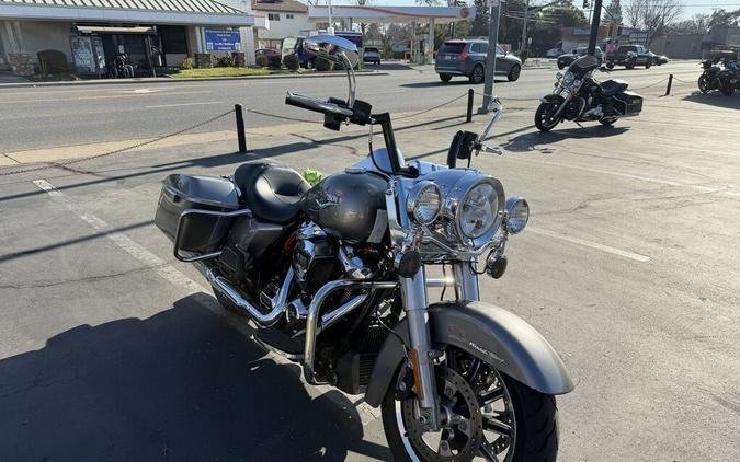 2017 Harley-Davidson® Road King®