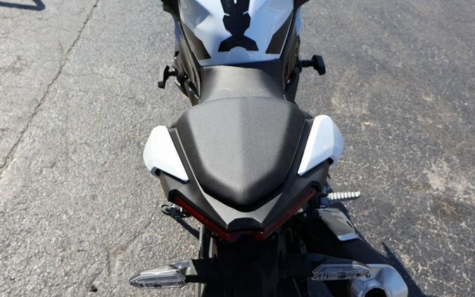 2026 Kawasaki Z500 SE ABS