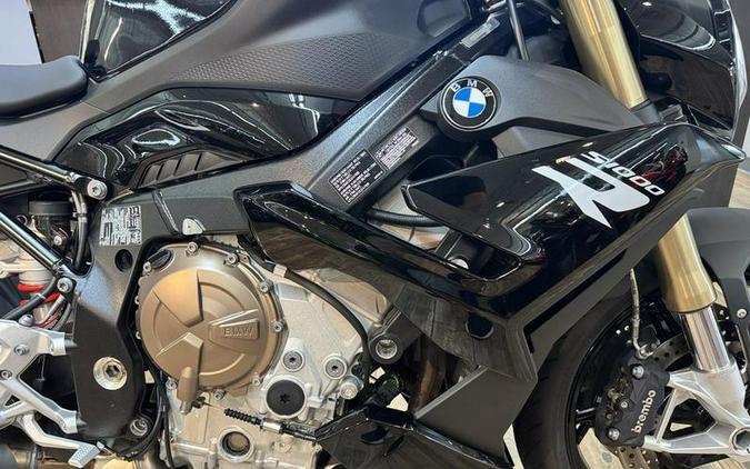 2024 BMW S 1000 R Black Storm Metallic