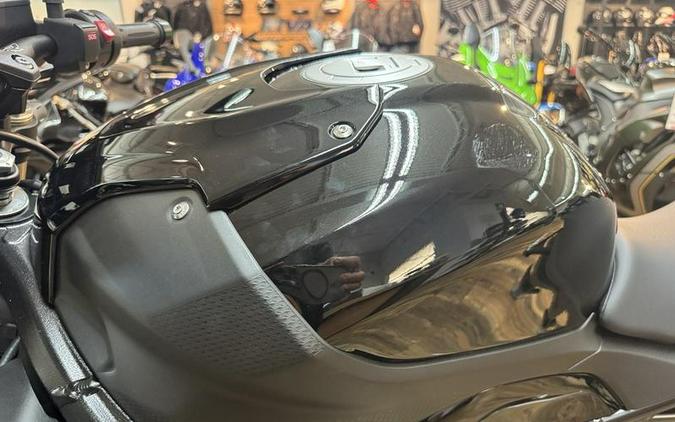 2024 BMW S 1000 R Black Storm Metallic