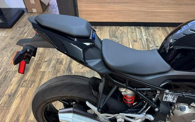 2024 BMW S 1000 R Black Storm Metallic