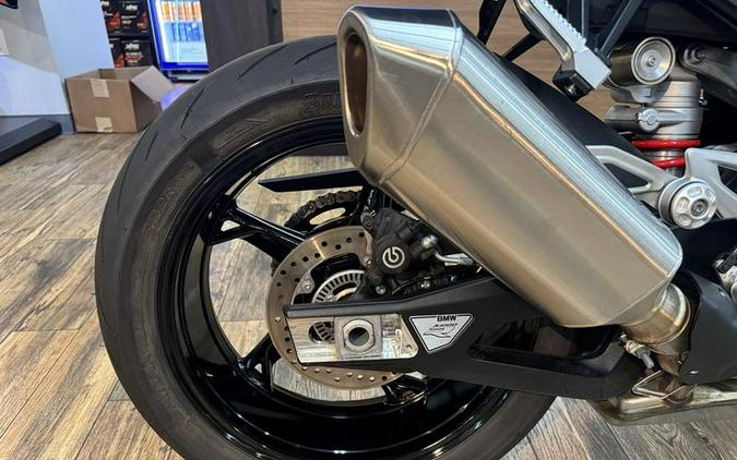 2024 BMW S 1000 R Black Storm Metallic