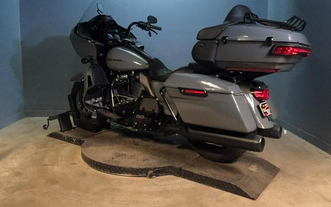 2022 Harley-Davidson Road Glide Limited Gunship Grey - Black Finish