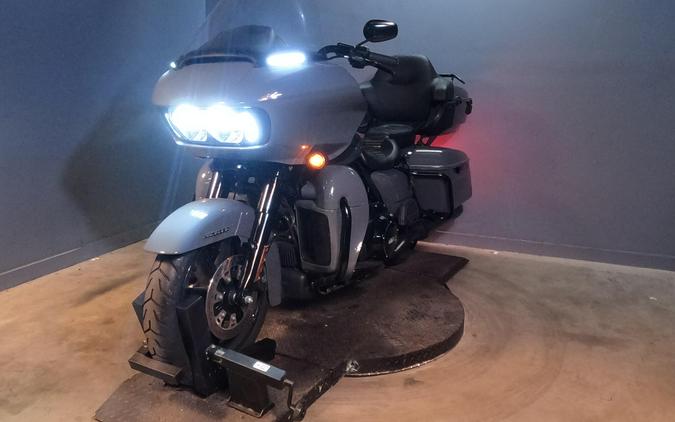 2022 Harley-Davidson Road Glide Limited Gunship Grey - Black Finish