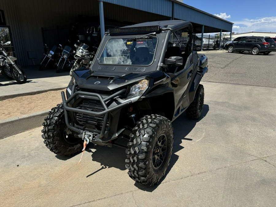 2022 Can-Am® Commander XT 700