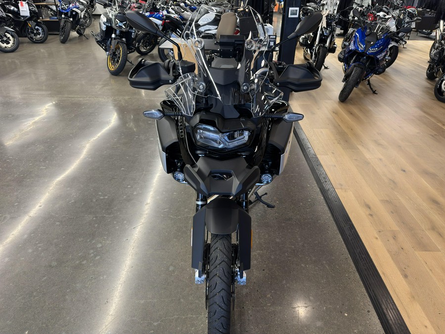 2025 BMW F 900 GS Adventure - BLACK STORM METALLIC