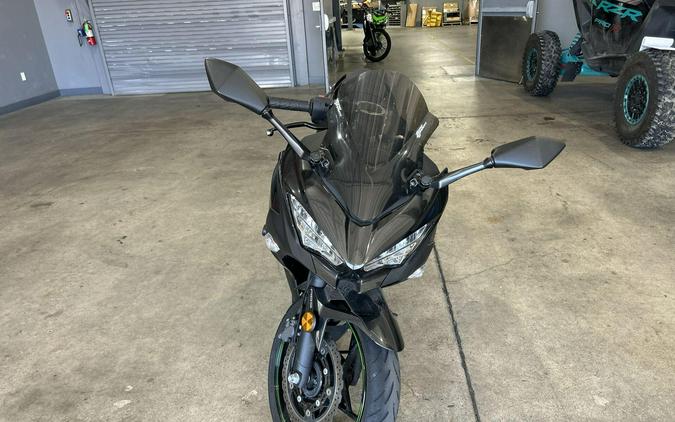 2023 Kawasaki NINJA 400 ABS