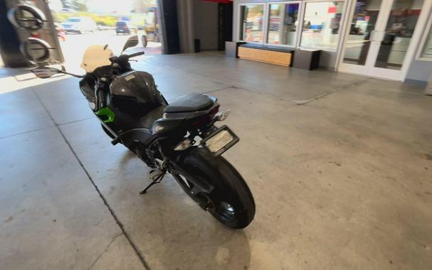 2023 Kawasaki NINJA 400 ABS