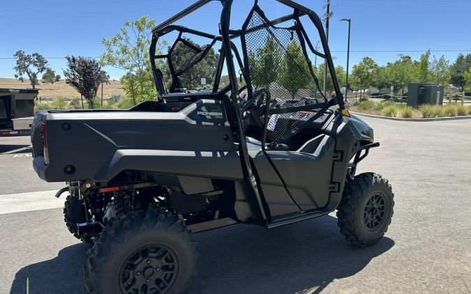 2026 PIONEER 700 DELUXE - Honda