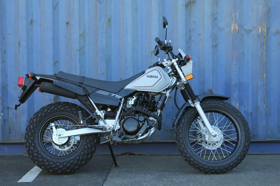 2026 Yamaha TW200