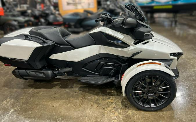 2026 Can-Am SPYDER RT (SE6)