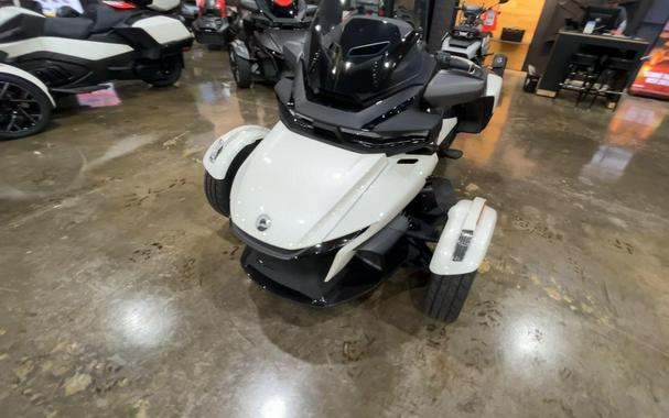 2026 Can-Am SPYDER RT (SE6)