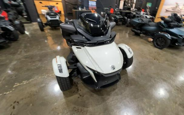 2026 Can-Am SPYDER RT (SE6)