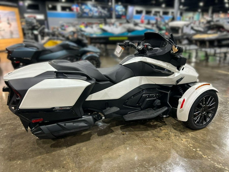 2026 Can-Am SPYDER RT (SE6)