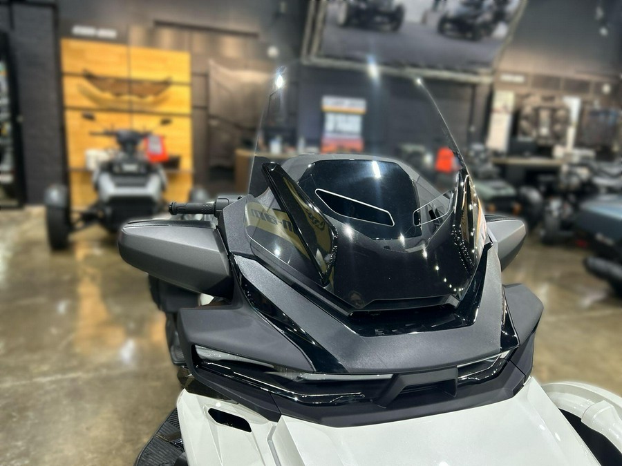 2026 Can-Am SPYDER RT (SE6)
