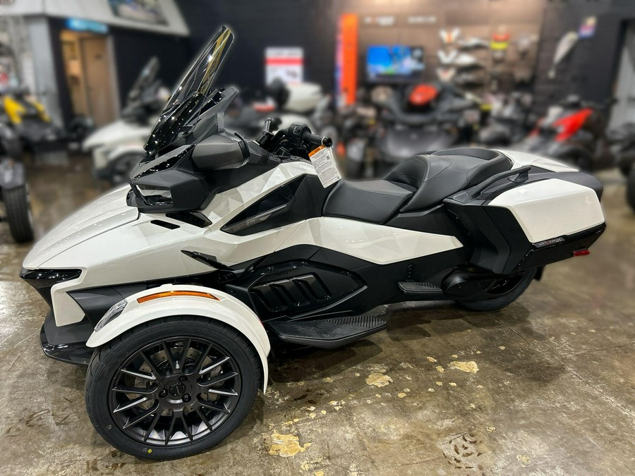 2026 Can-Am SPYDER RT (SE6)