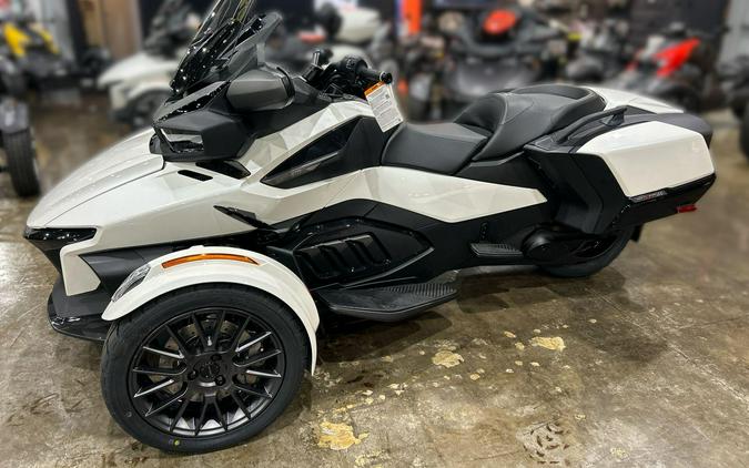 2026 Can-Am SPYDER RT (SE6)