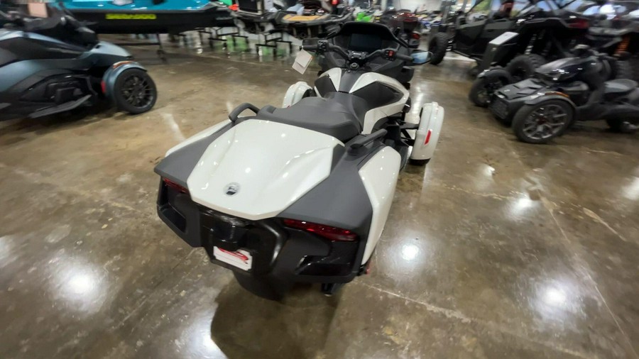 2026 Can-Am SPYDER RT (SE6)
