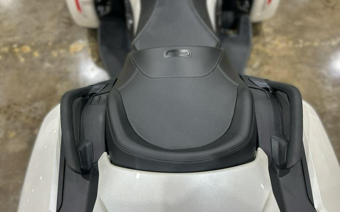 2026 Can-Am SPYDER RT (SE6)