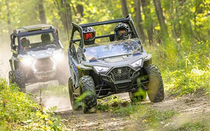 2025 Polaris RZR 200 EFI