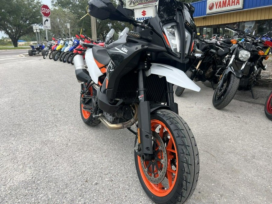 2024 KTM 890 SMT