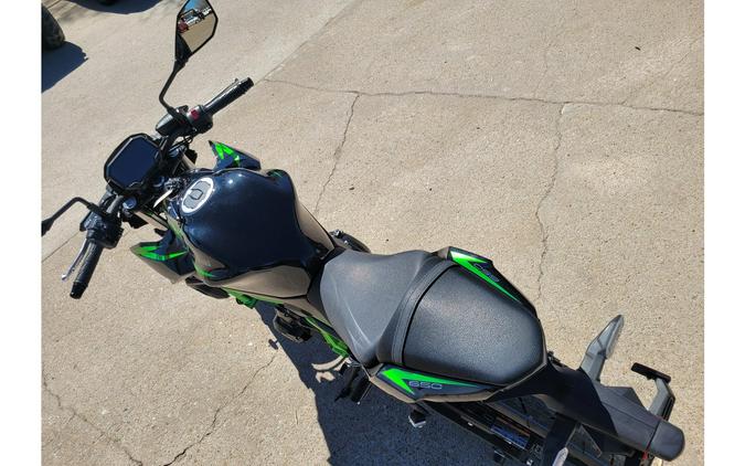 2025 ER650 Z 650 Z650 ABS - Kawasaki