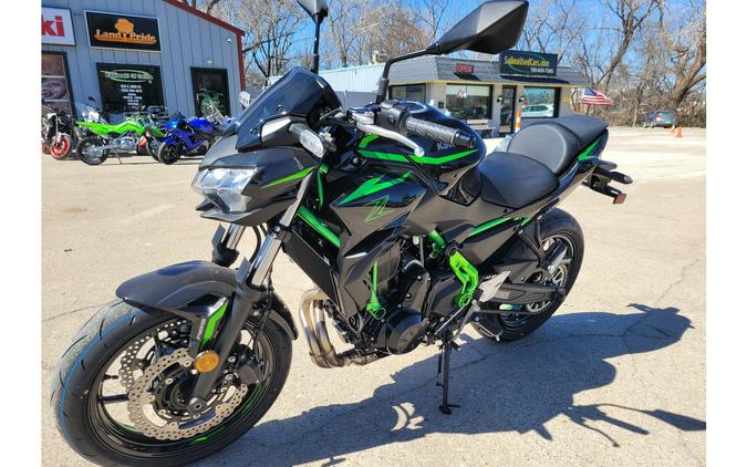 2025 ER650 Z 650 Z650 ABS - Kawasaki