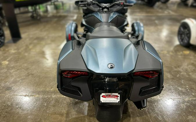 2026 Can-Am SPYDER RT (SE6)