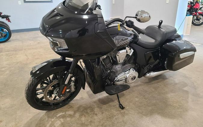 2025 Indian Challenger Black Metallic