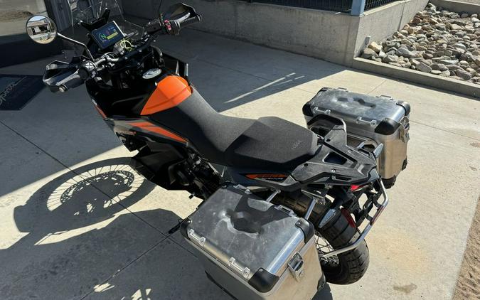 2023 KTM 890 Adventure