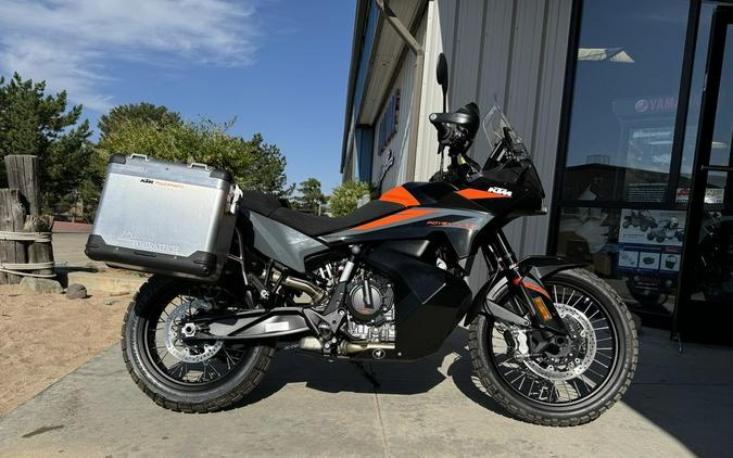 2023 KTM 890 Adventure