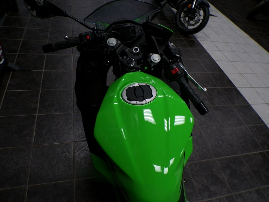 2024 Kawasaki Ninja® 500