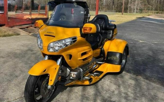 2002 Honda® GL1800 Gold Wing TRIKE w/ABS