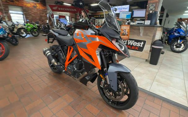 2023 KTM 1290 Super Duke GT 1290 GT