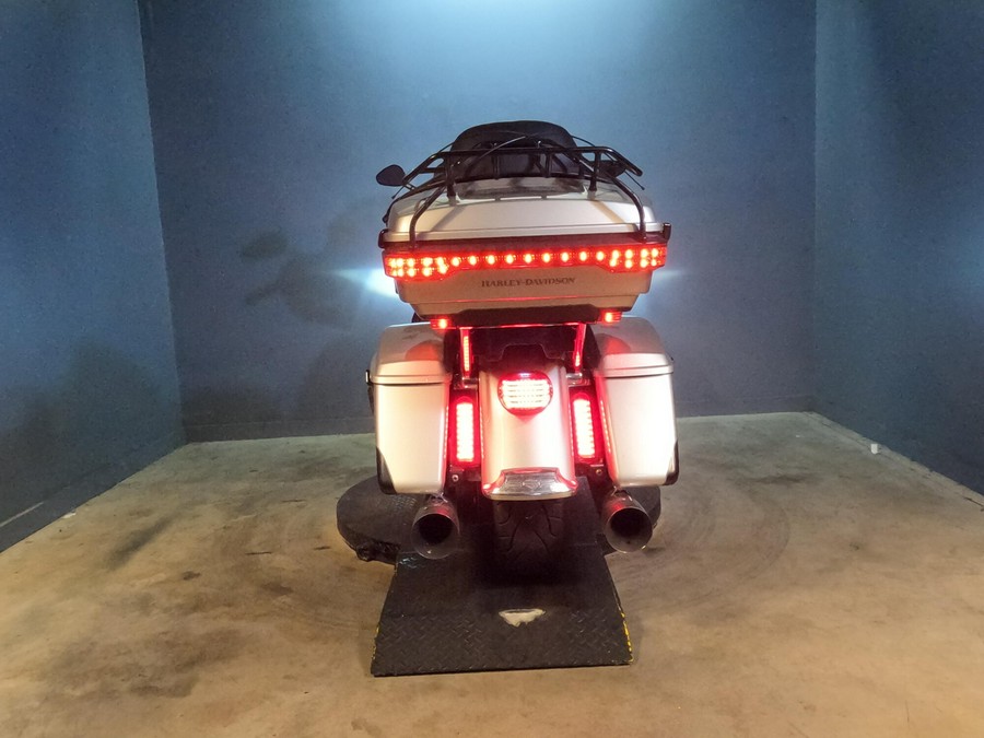 2018 Harley-Davidson Electra Glide Ultra Classic Silver Fortune