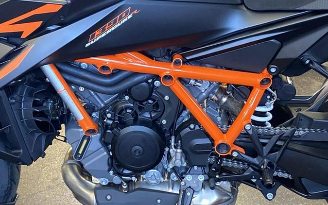 2024 KTM Super Duke 1390 R EVO