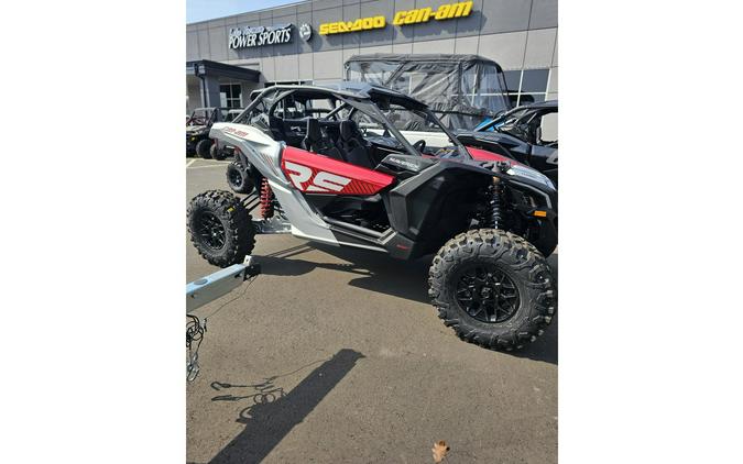 2024 Can-Am Maverick X3 RS TURBO RED & SILVER