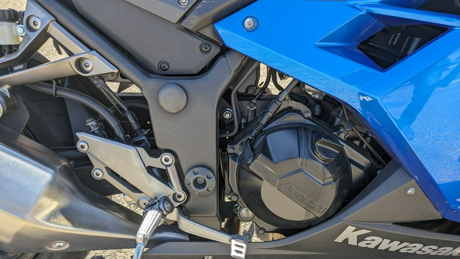 2017 Kawasaki Ninja 300 ABS