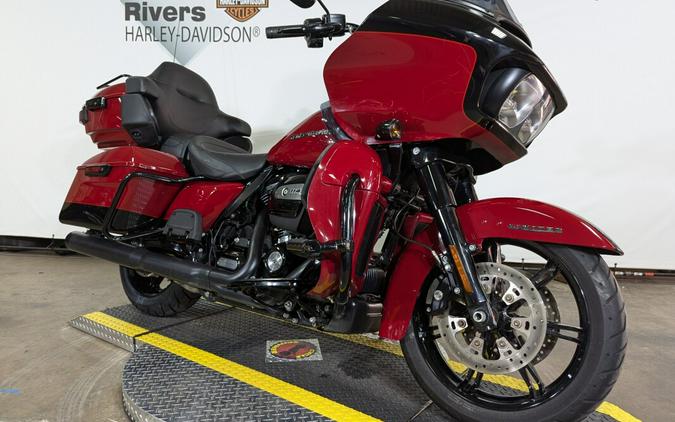 2020 Harley-Davidson Road Glide Limited Billiard Red/Vivid Black — Black Fin