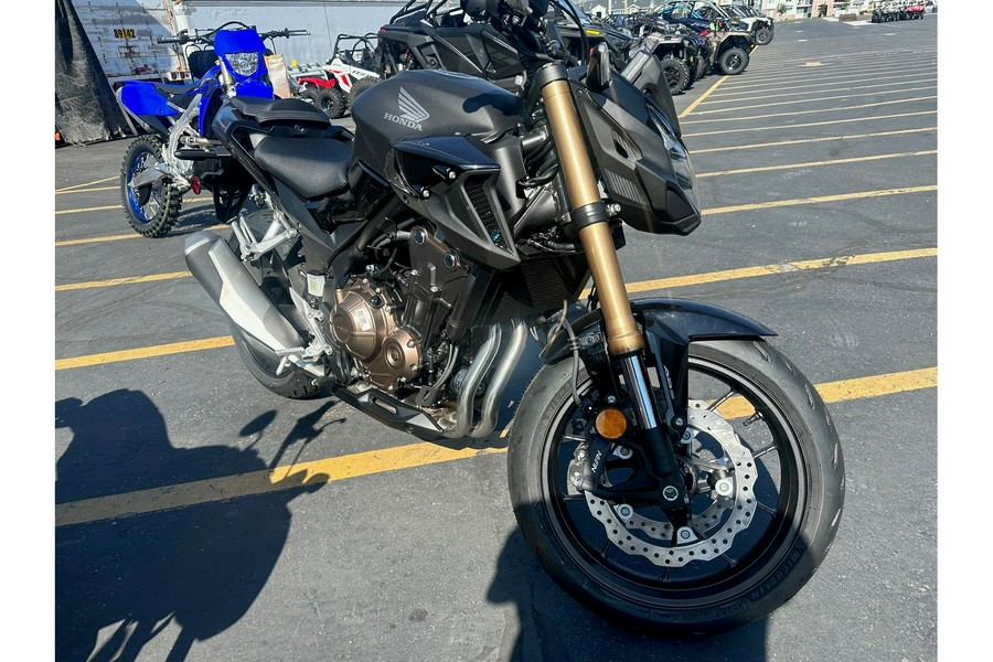 2025 CB500F - Honda