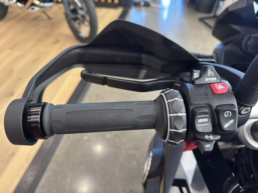 2025 BMW F 800 GS - BLACK STORM METALLIC