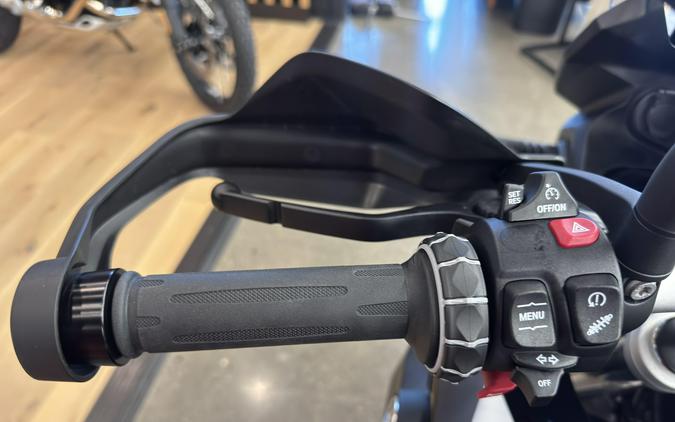 2025 BMW F 800 GS - BLACK STORM METALLIC